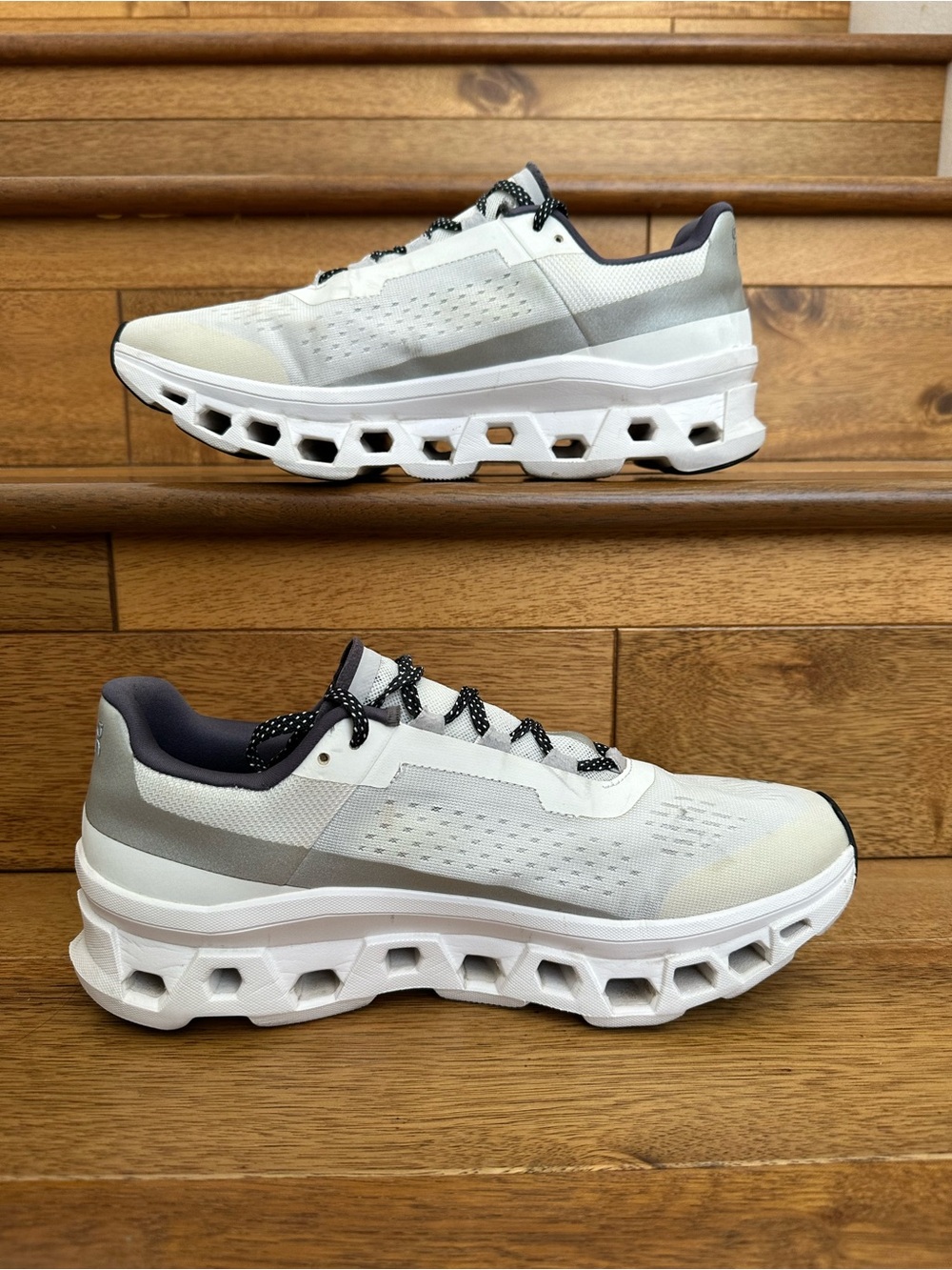 On Cloudmonster Men’s size 10.5 white - Picture 7 of 11
